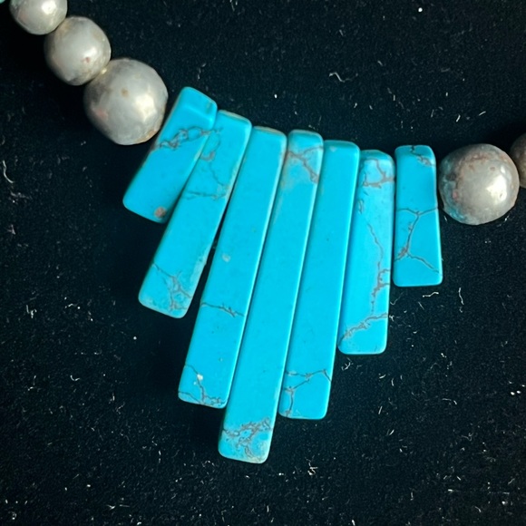 Turquoise necklace - Picture 6 of 8